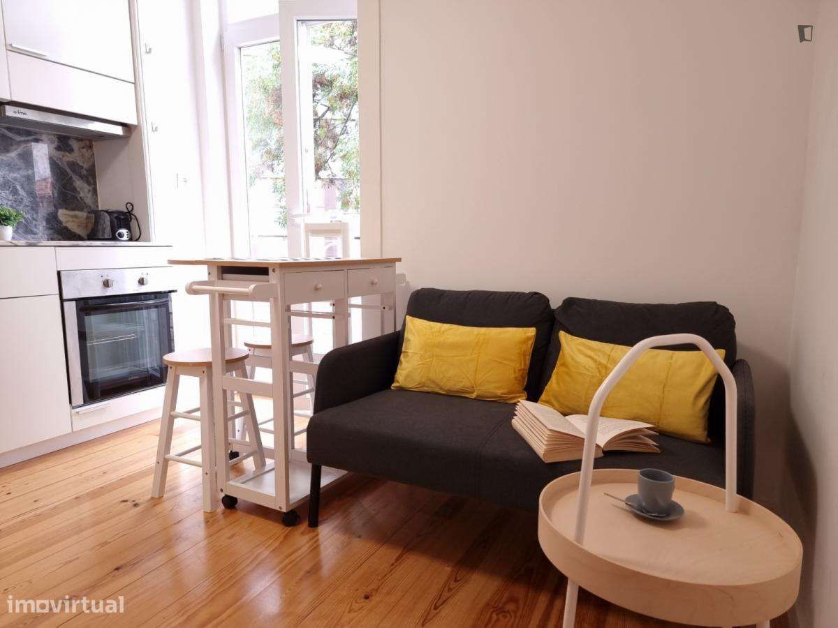 Apartamento com 2 quartos - localizado em Montes Claros Coimbra - Grande imagem: 5/10