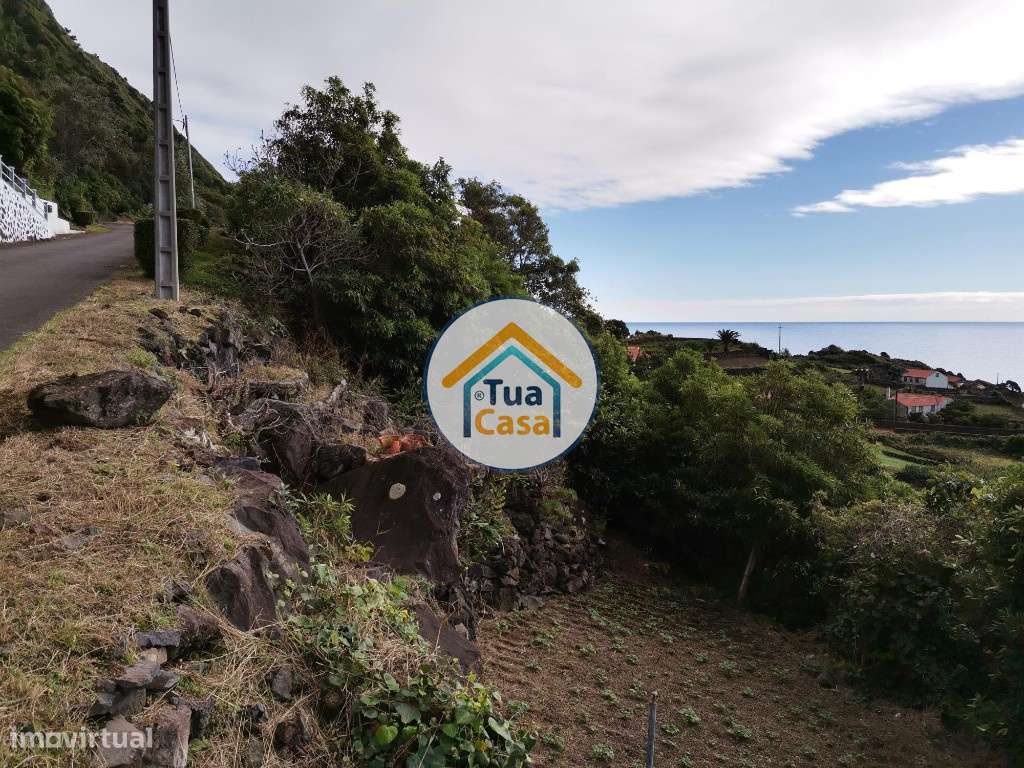 Terreno Rústico com 238mt em Fajã Vimes - Grande imagem: 4/22