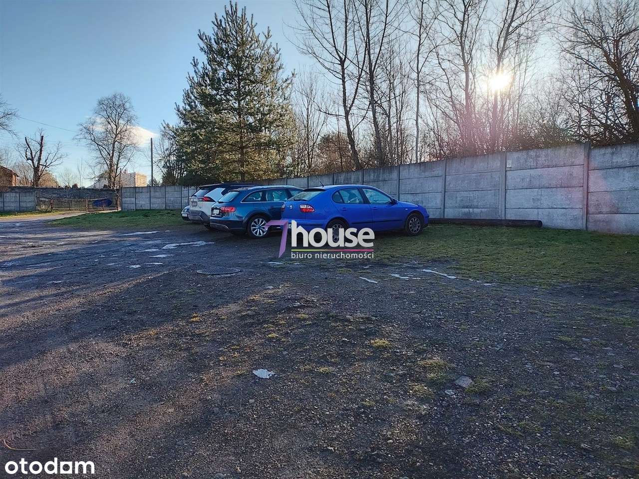 Teren inwestycyjny z budynkami  3306m2. - Pełny obrazek: 2/3