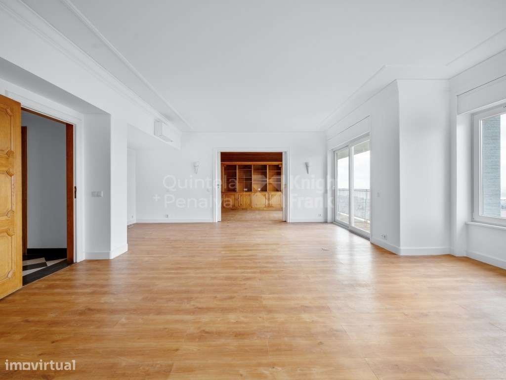 Apartamento T4+1 para arrendar, com vista rio nas Amoreiras - Grande imagem: 2/30