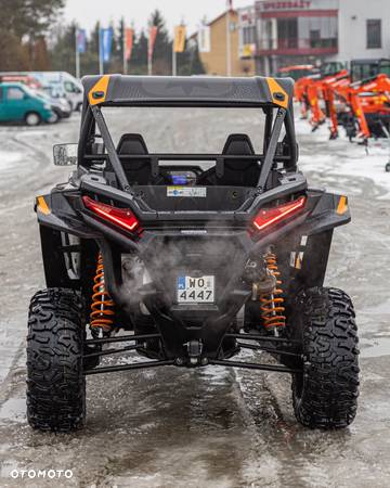 Polaris RZR - 12