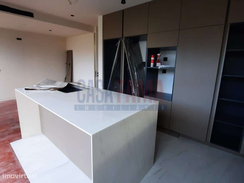 Moradia T4 de Luxo no Centro da Trofa - Grande imagem: 5/24