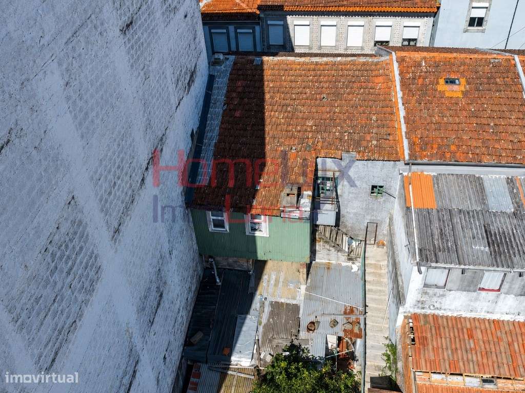 Prédio com vistas para o Rio Douro-42