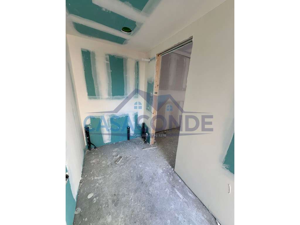 Moradia Isolada V3 +1C/Piscina-9