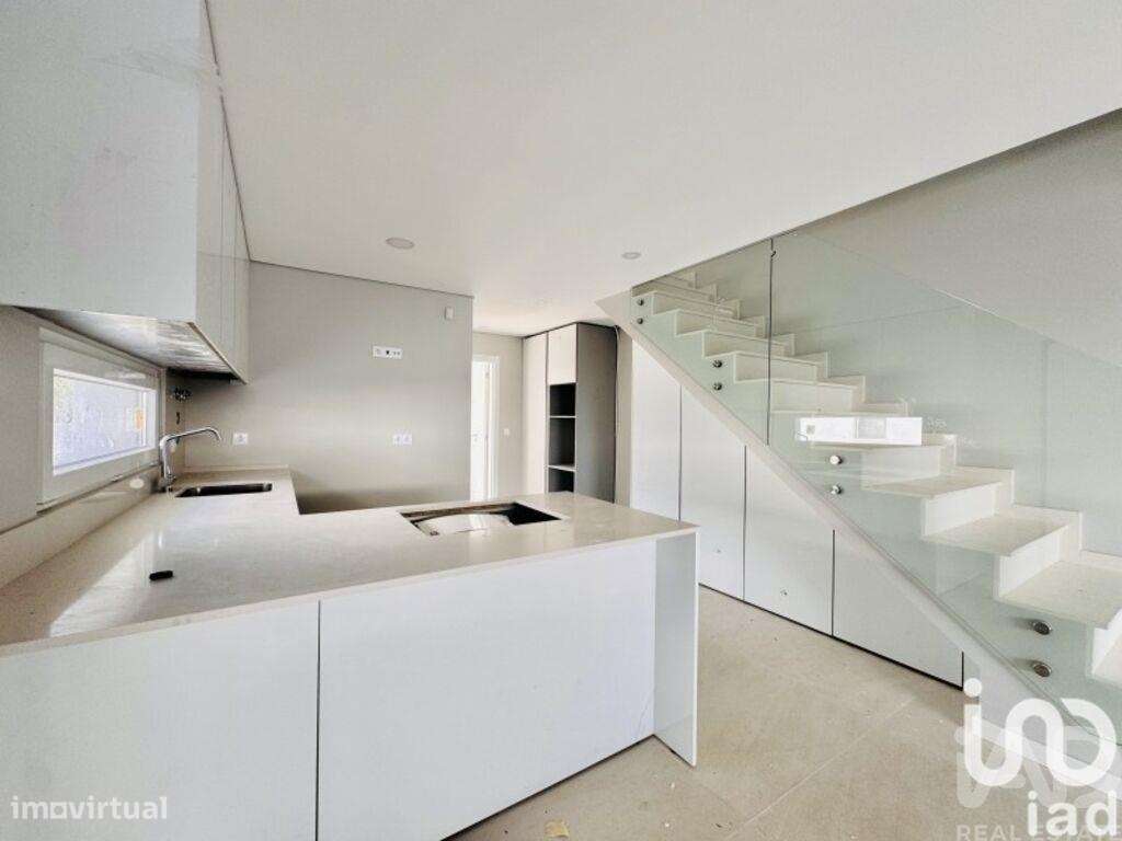 Casa / Villa T3 em Fernão Ferro de 297,00 m2 - Grande imagem: 4/8