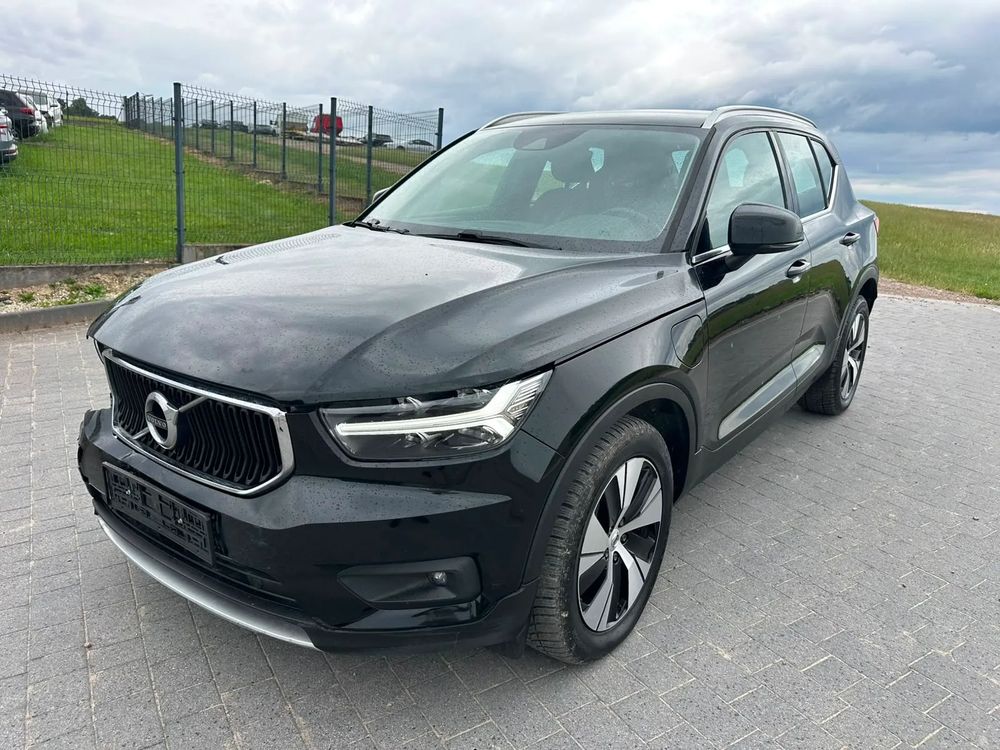 Volvo XC40 2021
