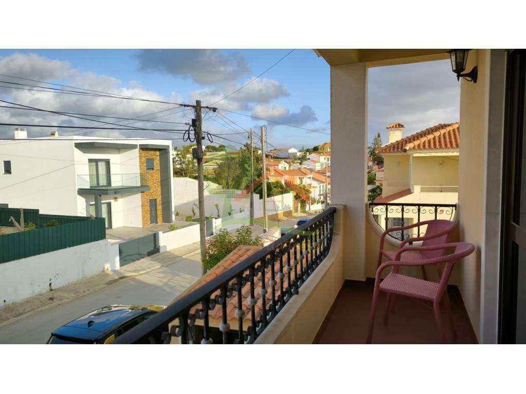 Moradia T5 com Vista de Mar Deslumbrante em Baleia, Carvoeira!-33