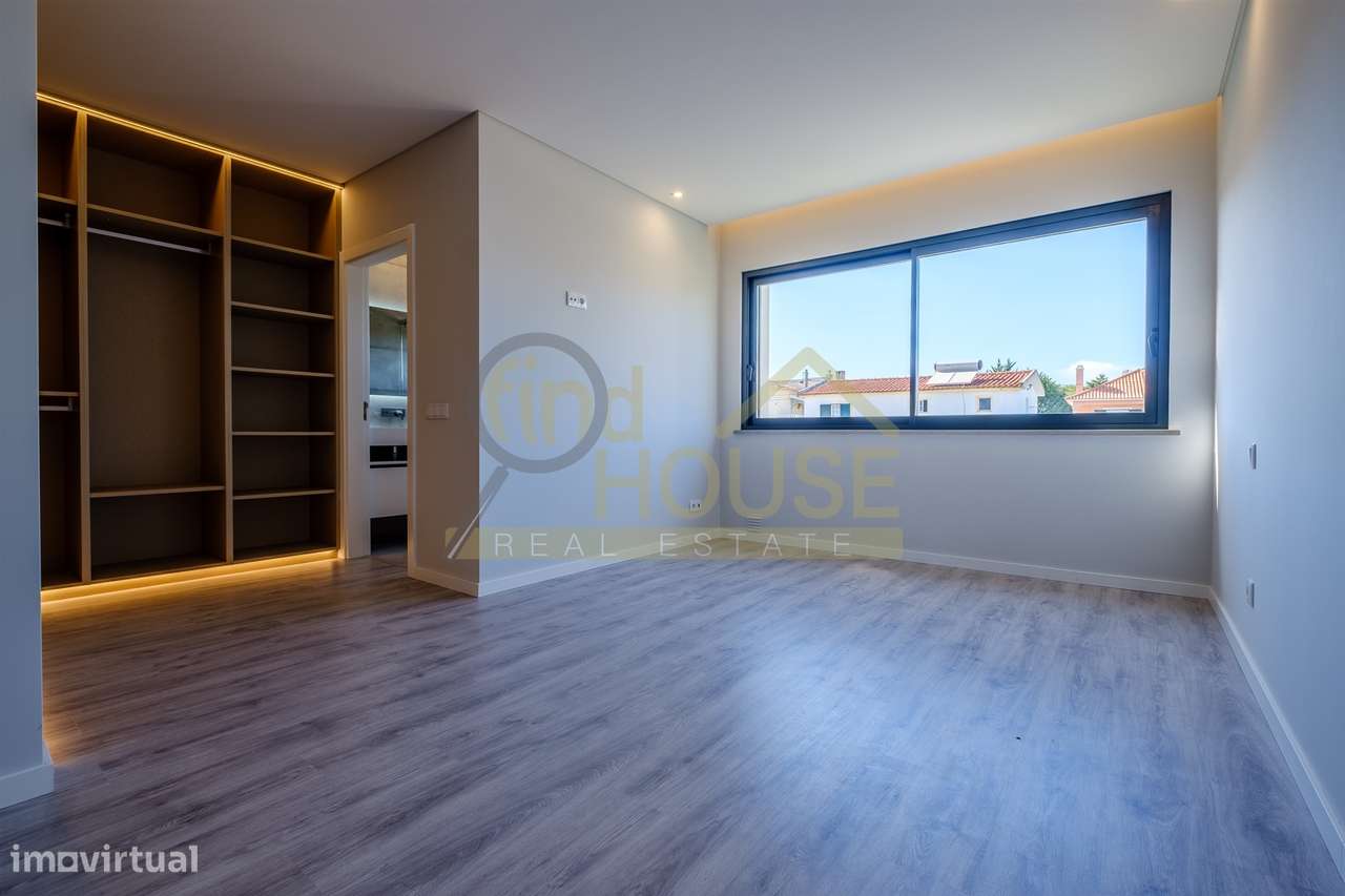 Moradia geminada T3 em Bicesse-20