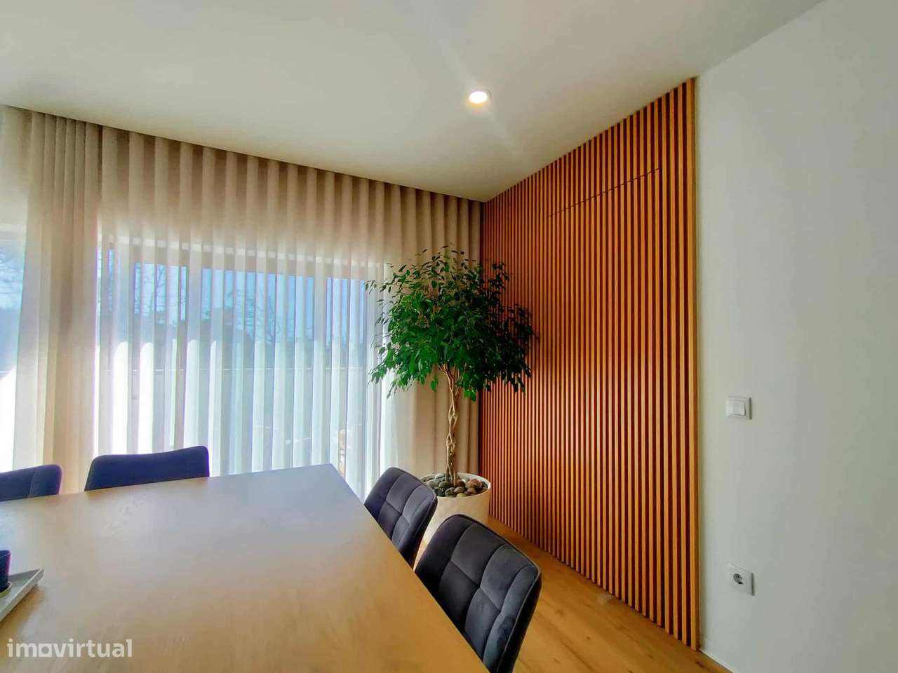Moradia T3 em Primeira Linha de Mar em Cepães, Esposende-13