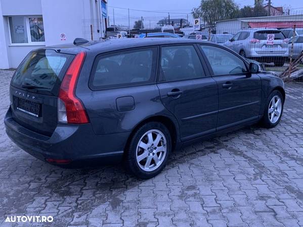 Volvo V50 - 6