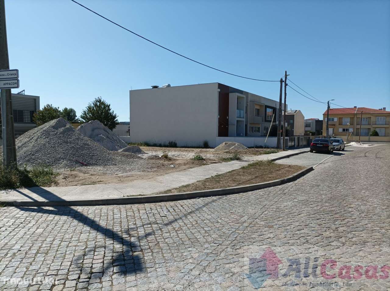 Excelente Lote de Terreno Para moradia - Grande imagem: 4/25