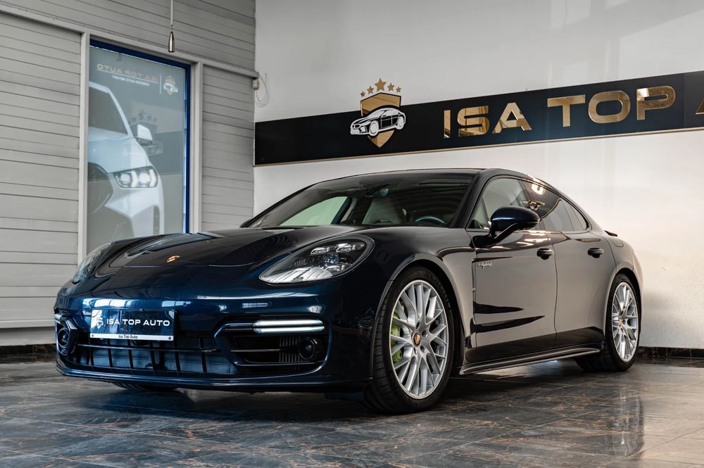 Porsche Panamera 4 E-Hybrid 2022