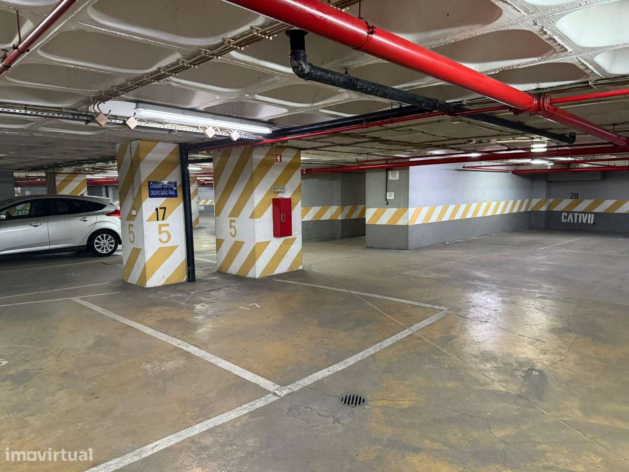 Garagem Privada no Coração do Chiado - Grande imagem: 4/8