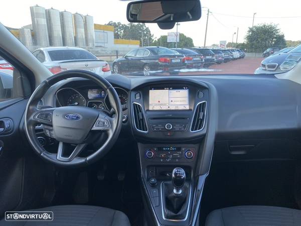 Ford Focus 1.0 EcoBoost S&S Business Edition - 14