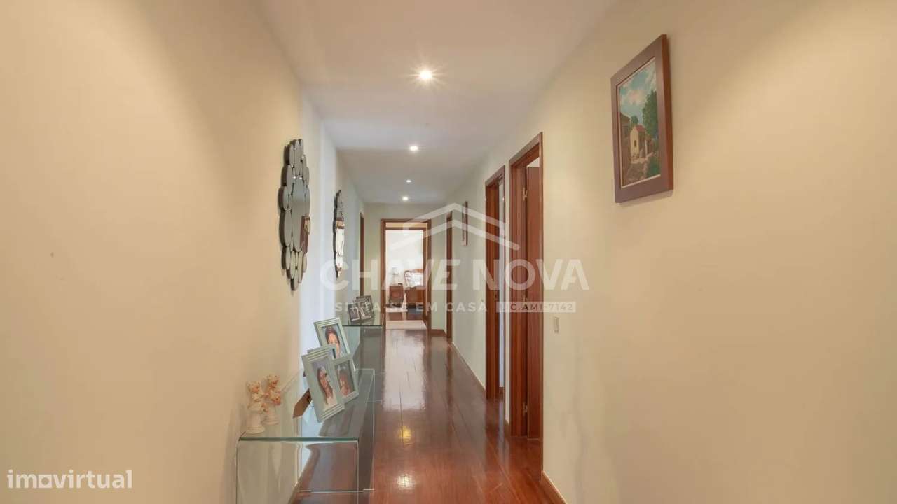PS - Apartamento Familiar T3+1 com terraços Vista Mar em Canidelo-16