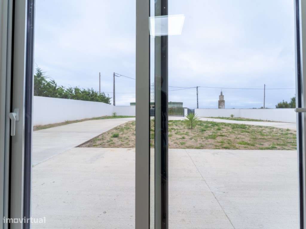 Moradia moderna T3 na Serra do Bouro-42