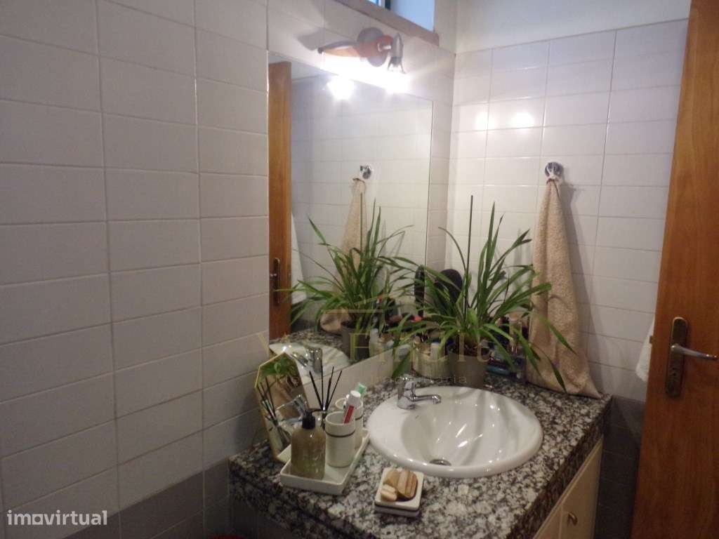 Excelente T3 no centro de Lisboa-17