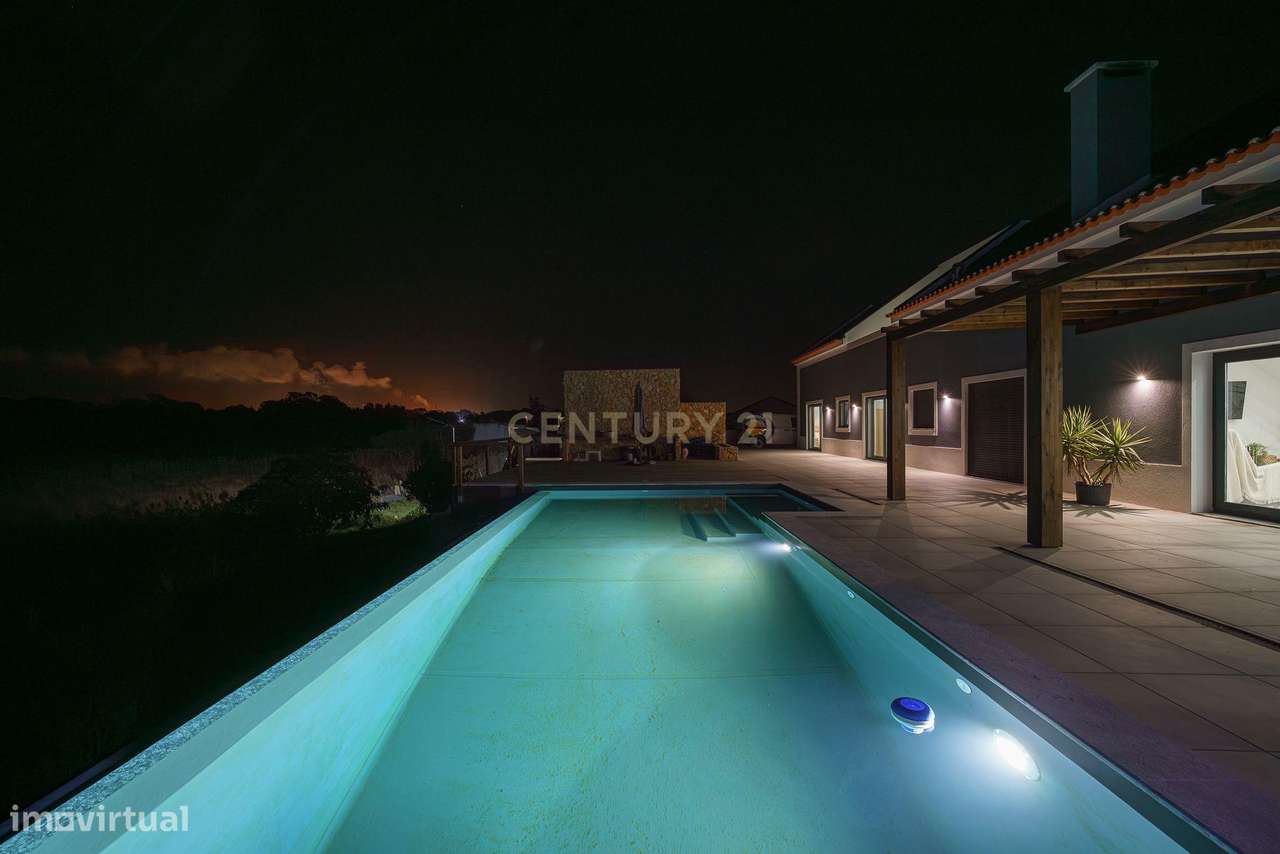 Moradia T4 + anexo T0 | Piscina Infinita | Estuário do Sado-7