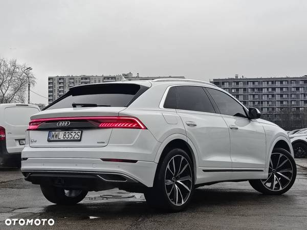 Audi Q8 55 TFSI mHEV Quattro Tiptronic - 36