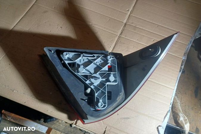 Lampa stop dreapta pe aripa Mercedes-Benz C-Class W203/S203/CL203 (facelift)  [din 2004 pana  2007] - 1