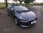 Hyundai i30 1.6 CRDi STyle 7DCT - 3