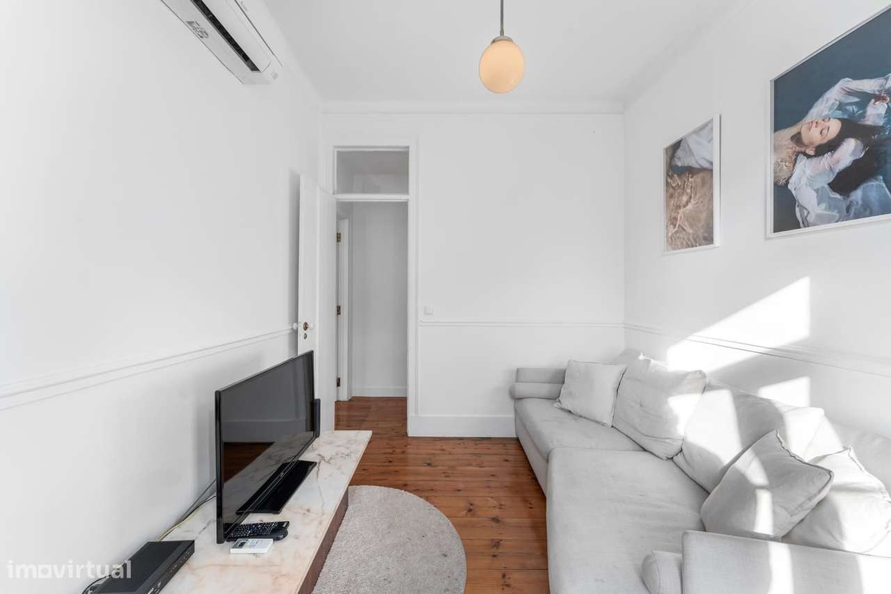 Apartamento T2 com varanda, Príncipe Real, Lisboa-14