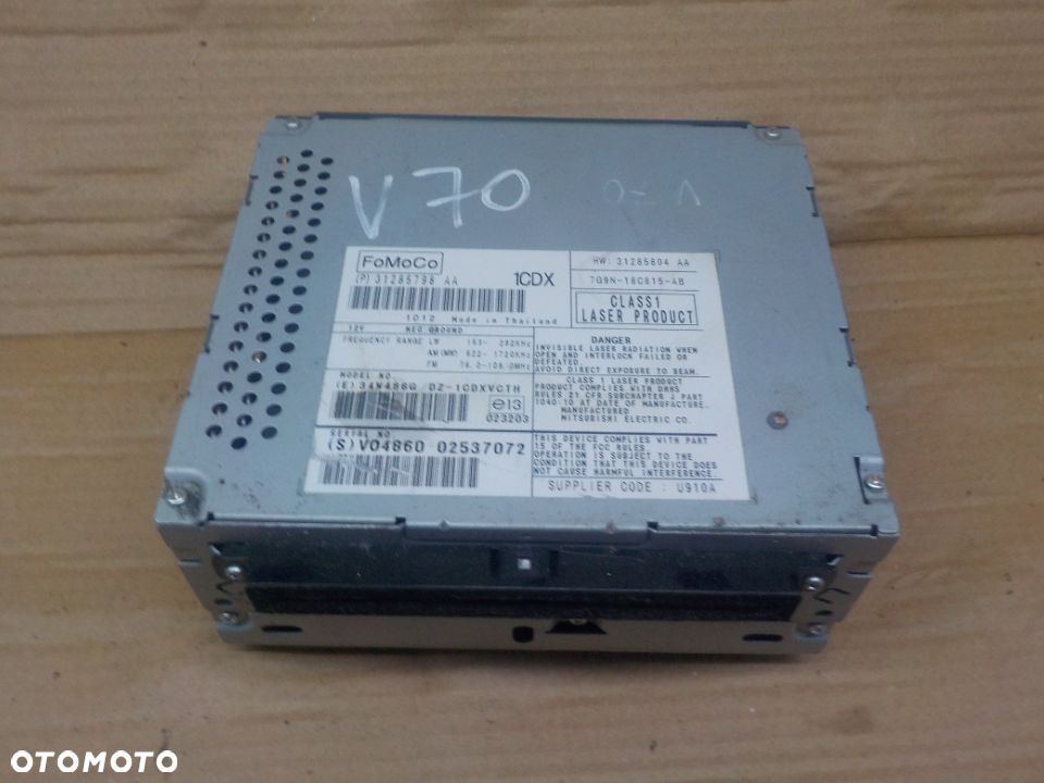 VOLVO V70 III RADIO CD 31285798 - 1