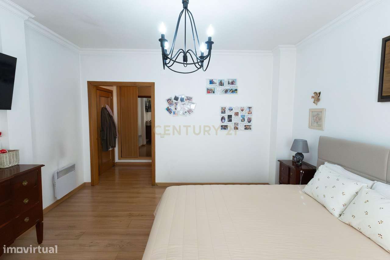 Moradia T4+1 em Condomínio Fechado – Alfacenhas Vila-20