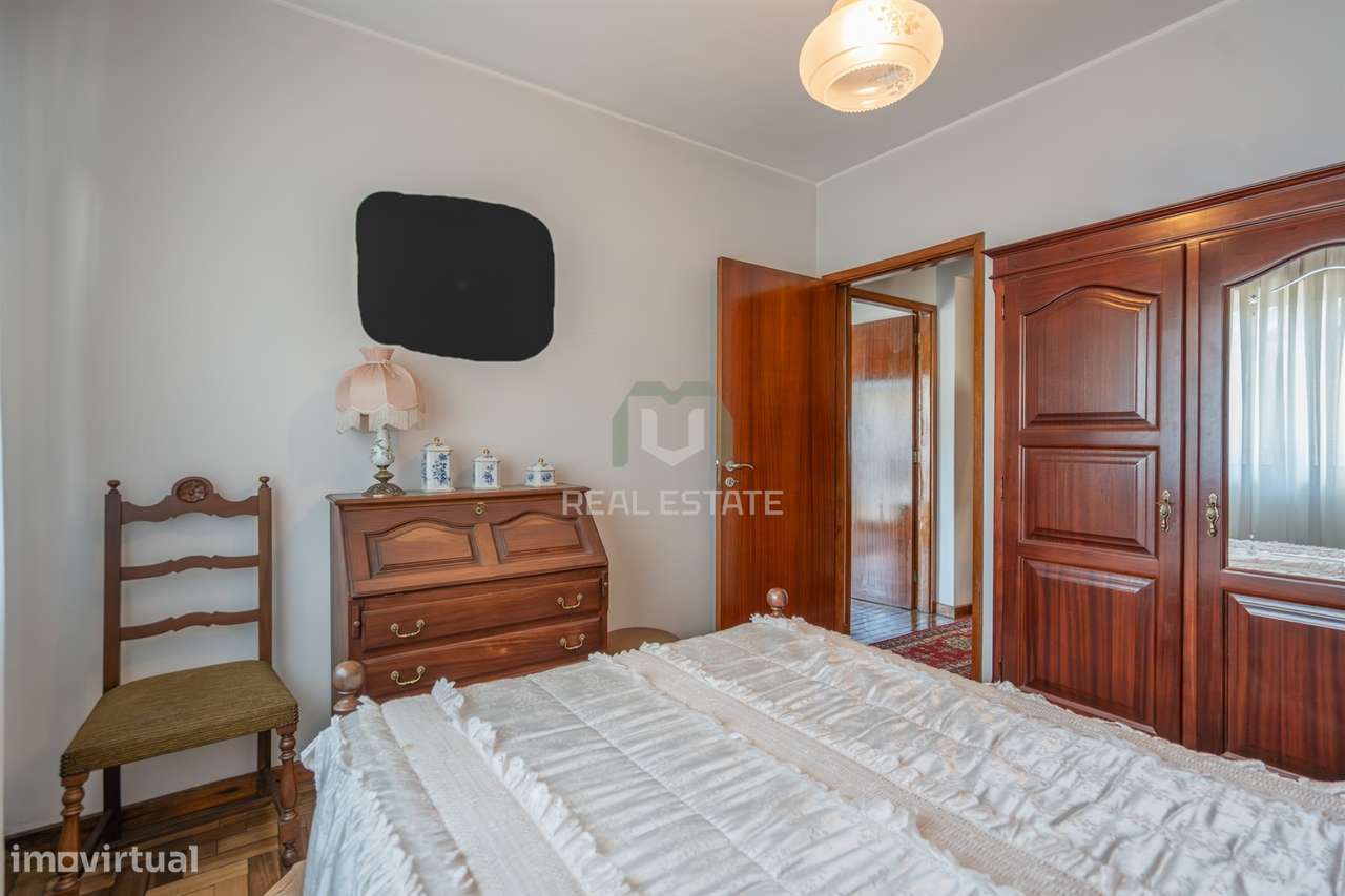 Apartamento T3 com Logradouro Privativo em Palmeira, Braga - Grande imagem: 3/30