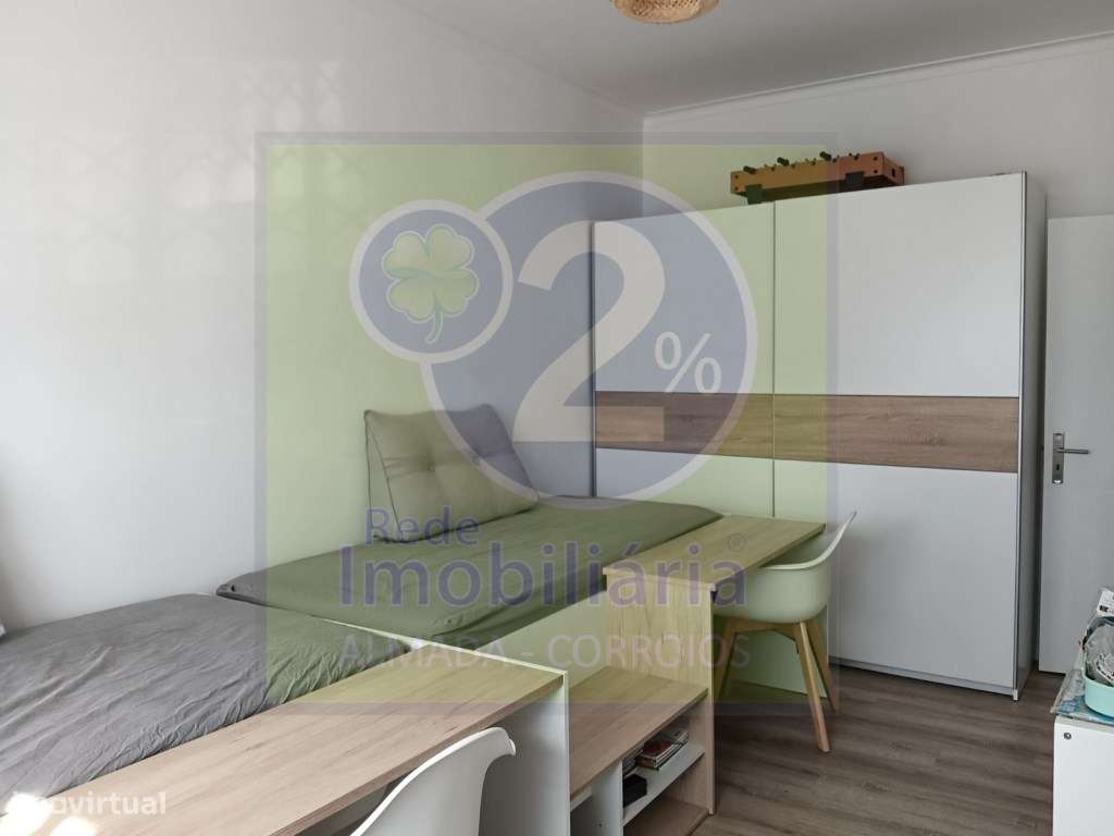 Apartamento T2, Bem localizado-11