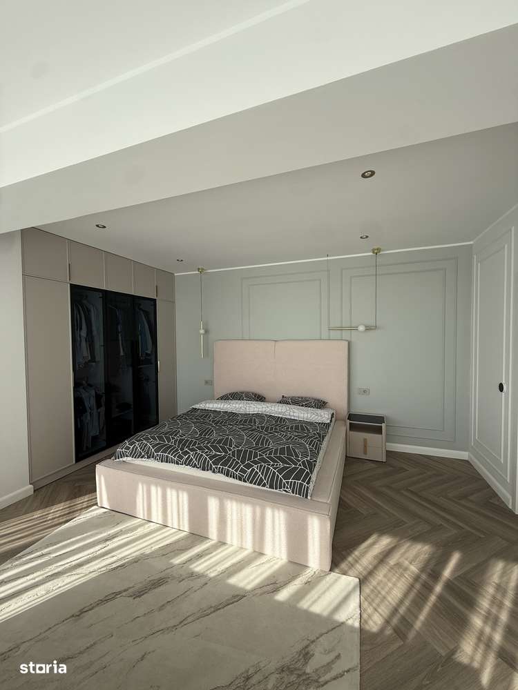 Vând apartament 3 camere - Imagine principală: 5/13