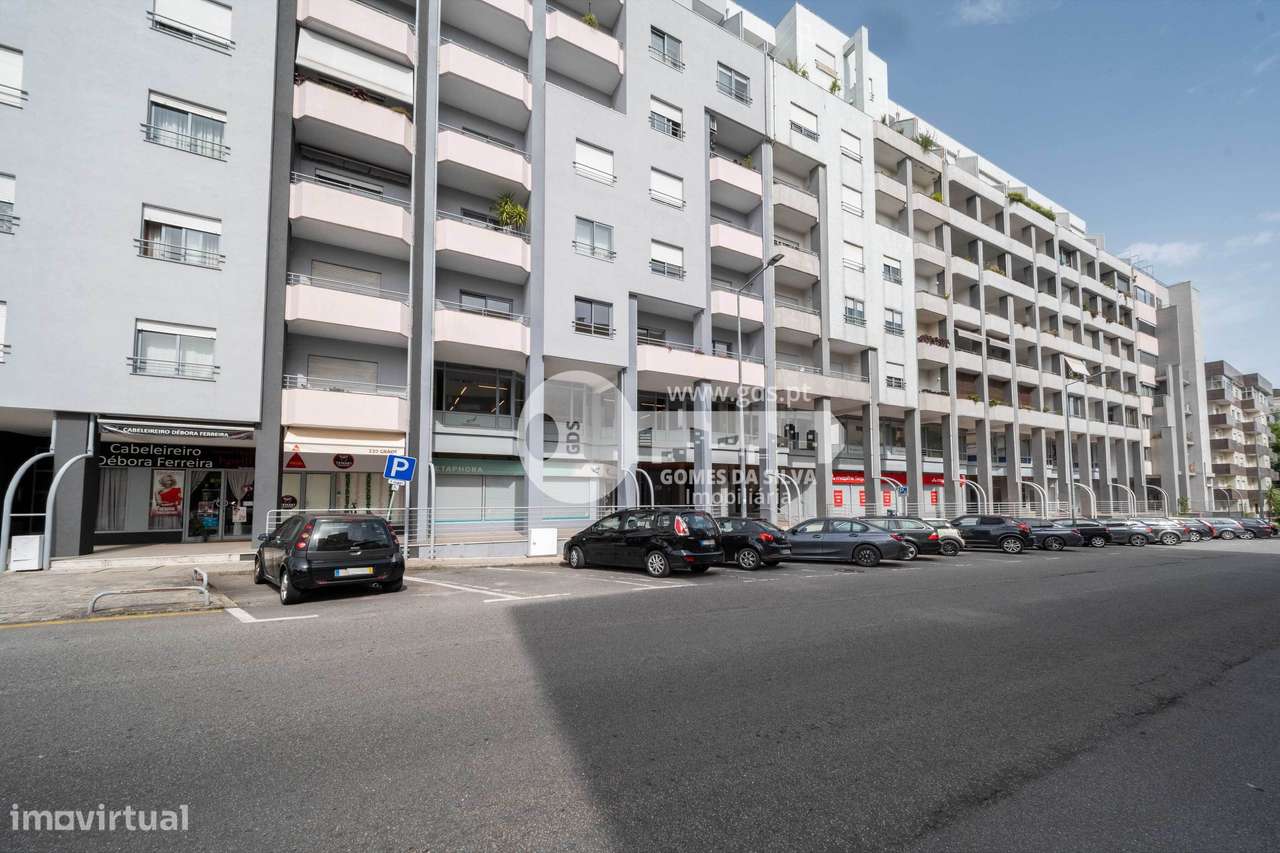 T5 Duplex na Rua Bernardo Sequeira, São Vítor-40