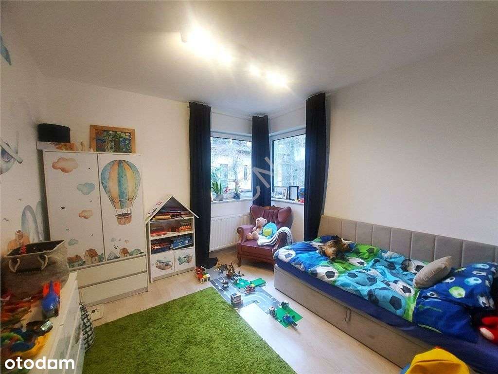 Komfortowy bliźniak z piękną leśną działką-9