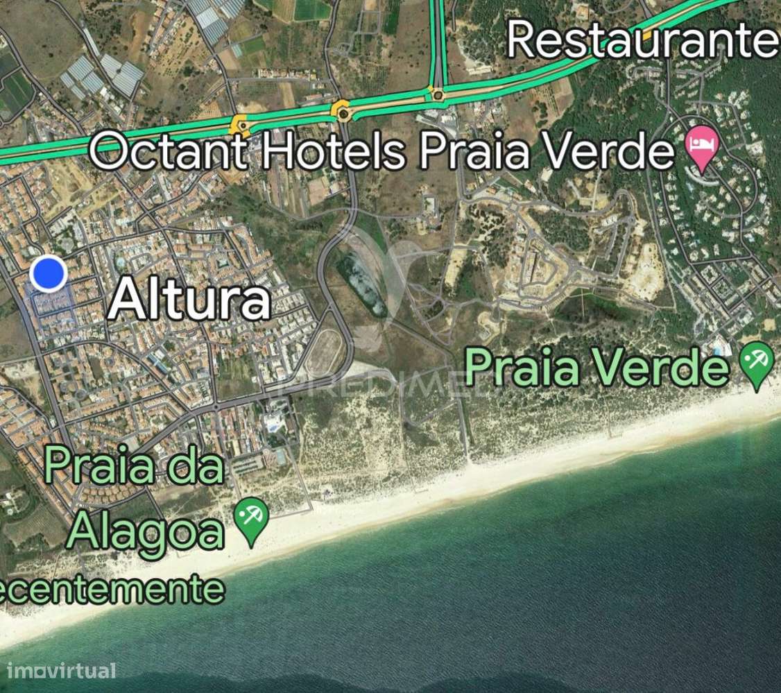 Moradia em Banda  V4 com piscina na Urb Bela praia - Grande imagem: 4/24