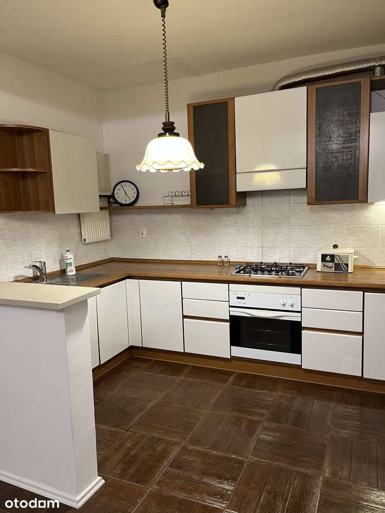 Gocławek, bez opłat administracyjnych, z garażem i piwnicą
