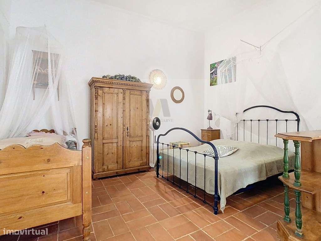 Moradia de charme autêntico + Alojamento Local independente-37