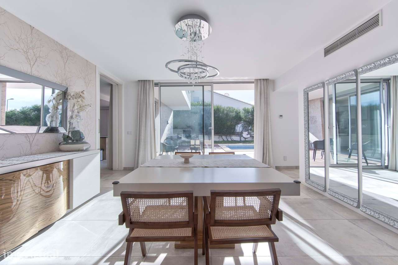 Moradia T5 para arrendamento - Belas Clube de Campo - Excelente oportu - Grande imagem: 4/34