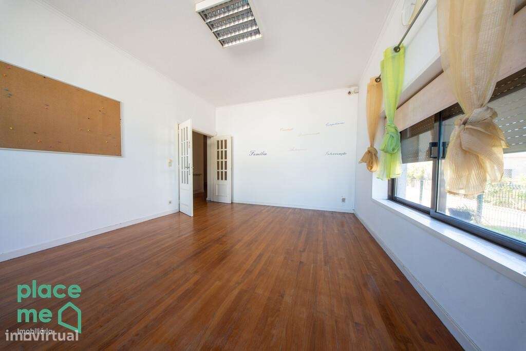 Moradia Individual com mais de 900m2 em Palmeira, Braga-39