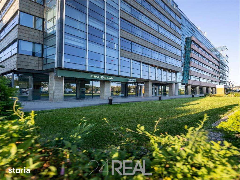 Spatii de birouri in cladirea Opera Center - Imagine principală: 4/10