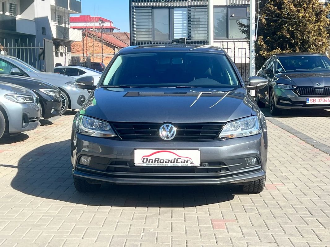 Volkswagen Jetta 1.2 TSI Trendline - 3