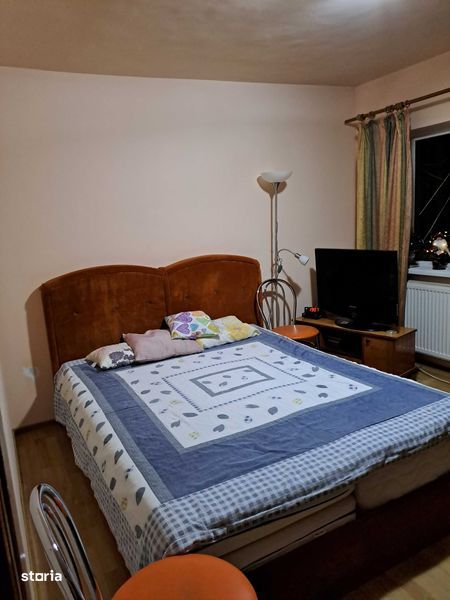 Apartament 2 camere, de vanzare