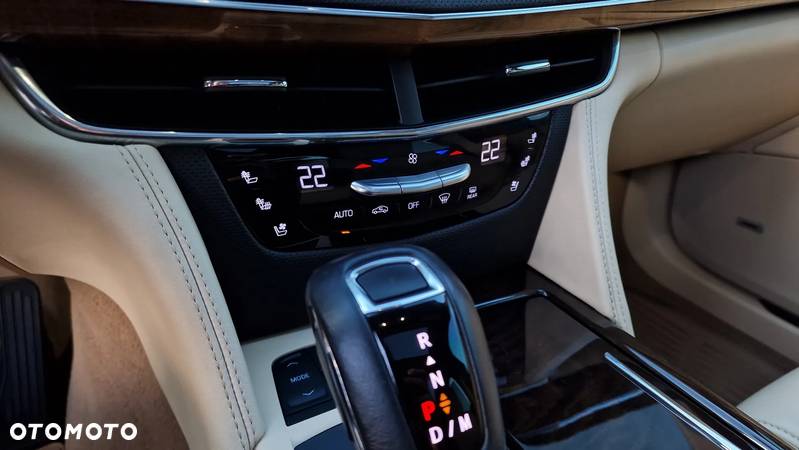 Cadillac CT6 3.0 V6 TWIN-TURBO AWD Platinum - 37