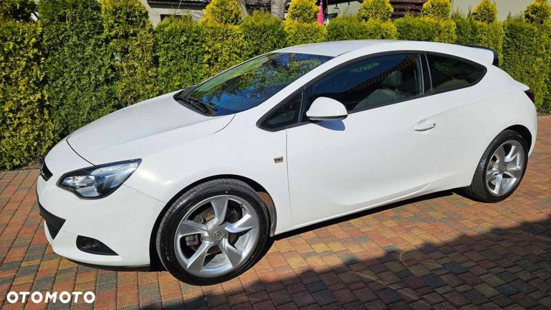 Opel Astra GTC 1.6 SIDI Turbo ecoFLEX Start/Stop Edition - 1