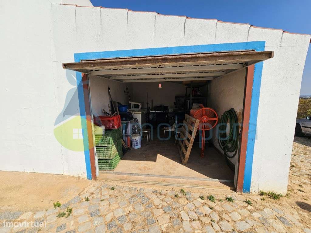 Quinta com moradia T3, com terreno de12.494m2 , na Torre, Armação d... - Grande imagem: 5/49