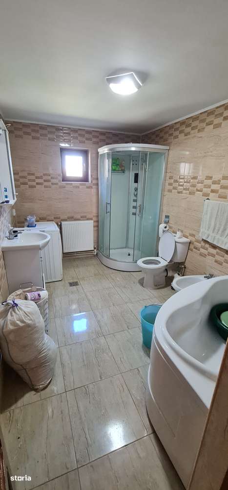 Vând casa caramida si teren 2400mp Horia-12