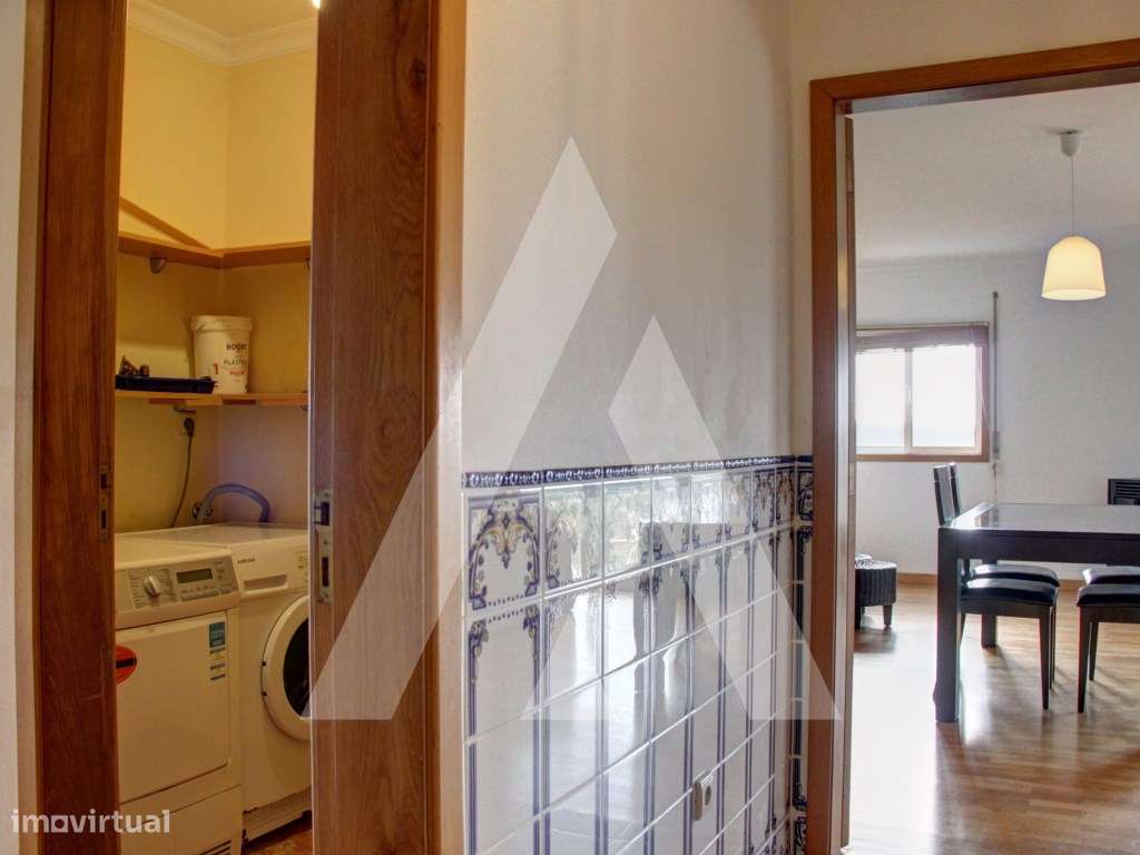 Apartamento T3 Oliveira do bairro-17