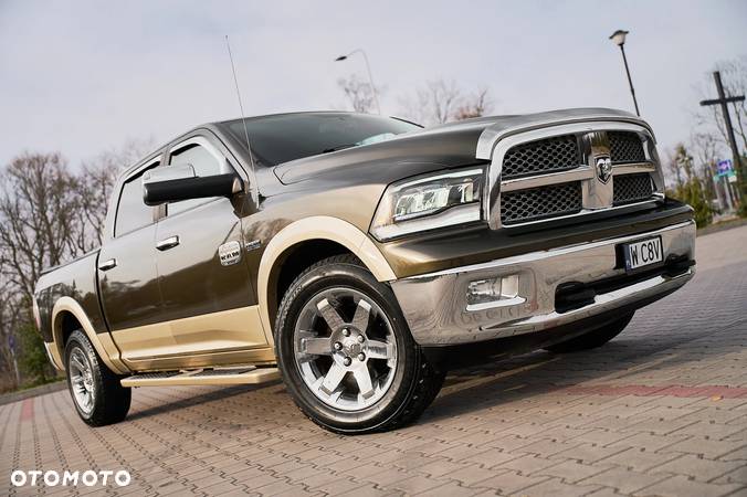 Dodge RAM 1500 5.7 4x4 - 21