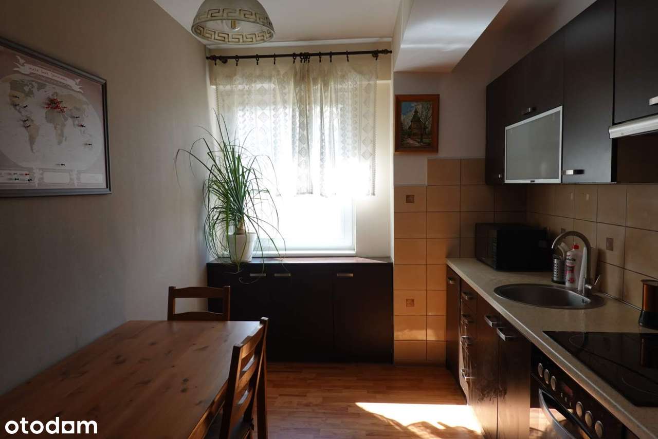 Rozkładowe 2-pokojowe mieszkanie 54 m2, centrum, balkon, winda, garaż - Pełny obrazek: 3/11