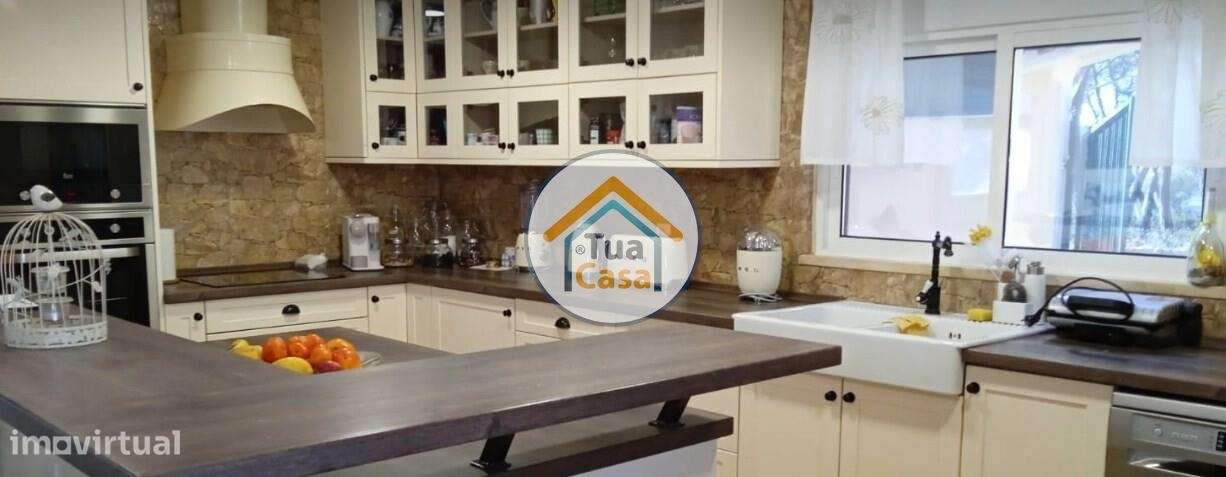 Quinta com Moradia T3 e Lote de Terreno sito em Terrugem, Sintra - Grande imagem: 5/36