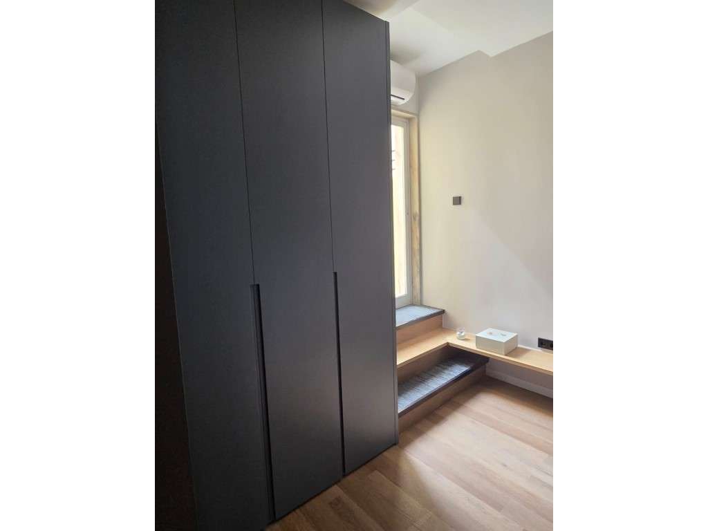 Apartamento Elegante e Contemporâneo no Centro de Algés-46